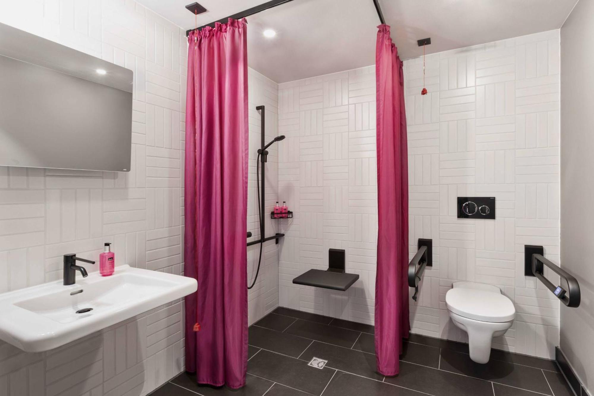 Hotel Moxy BRE Exterior foto
