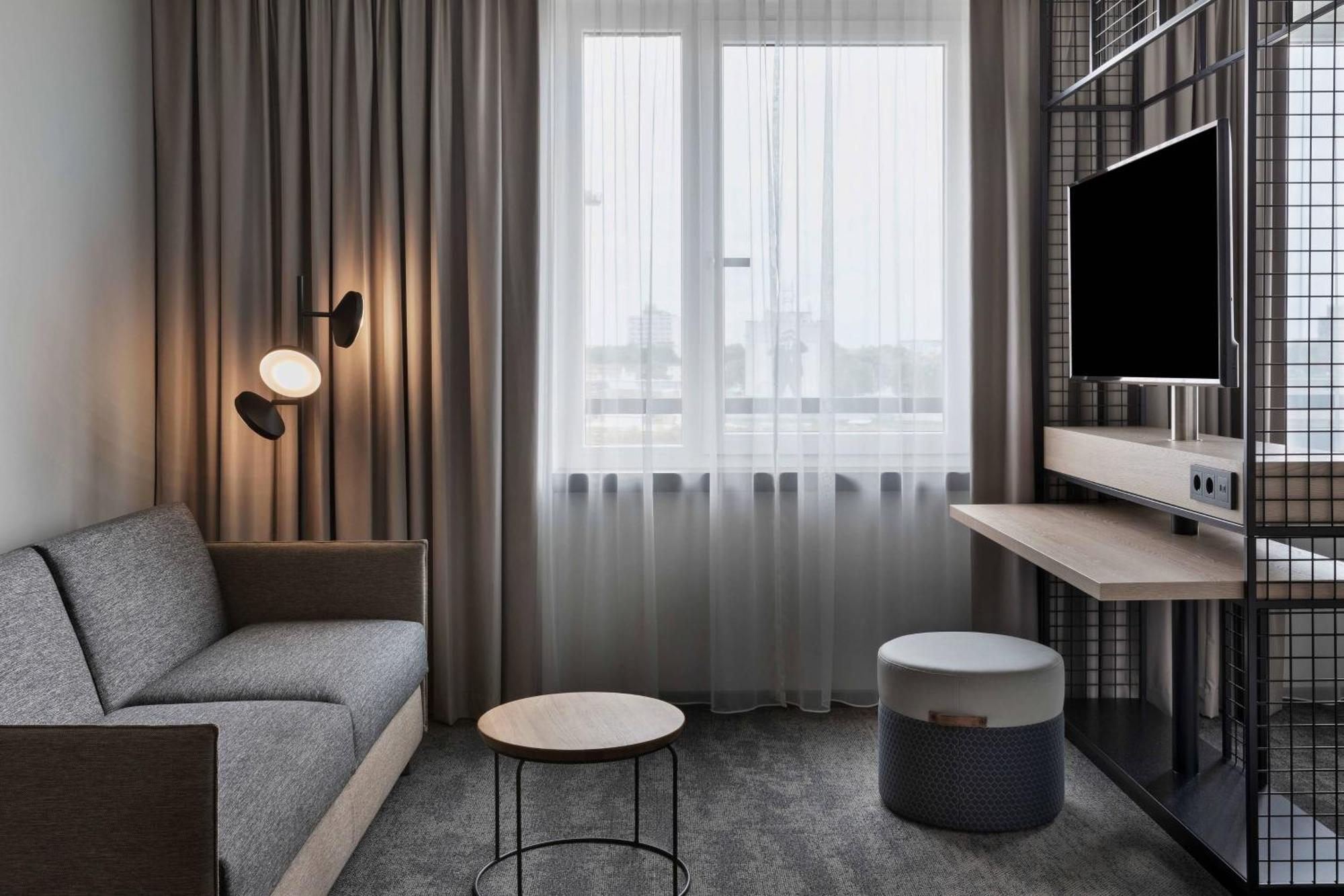 Hotel Moxy BRE Exterior foto