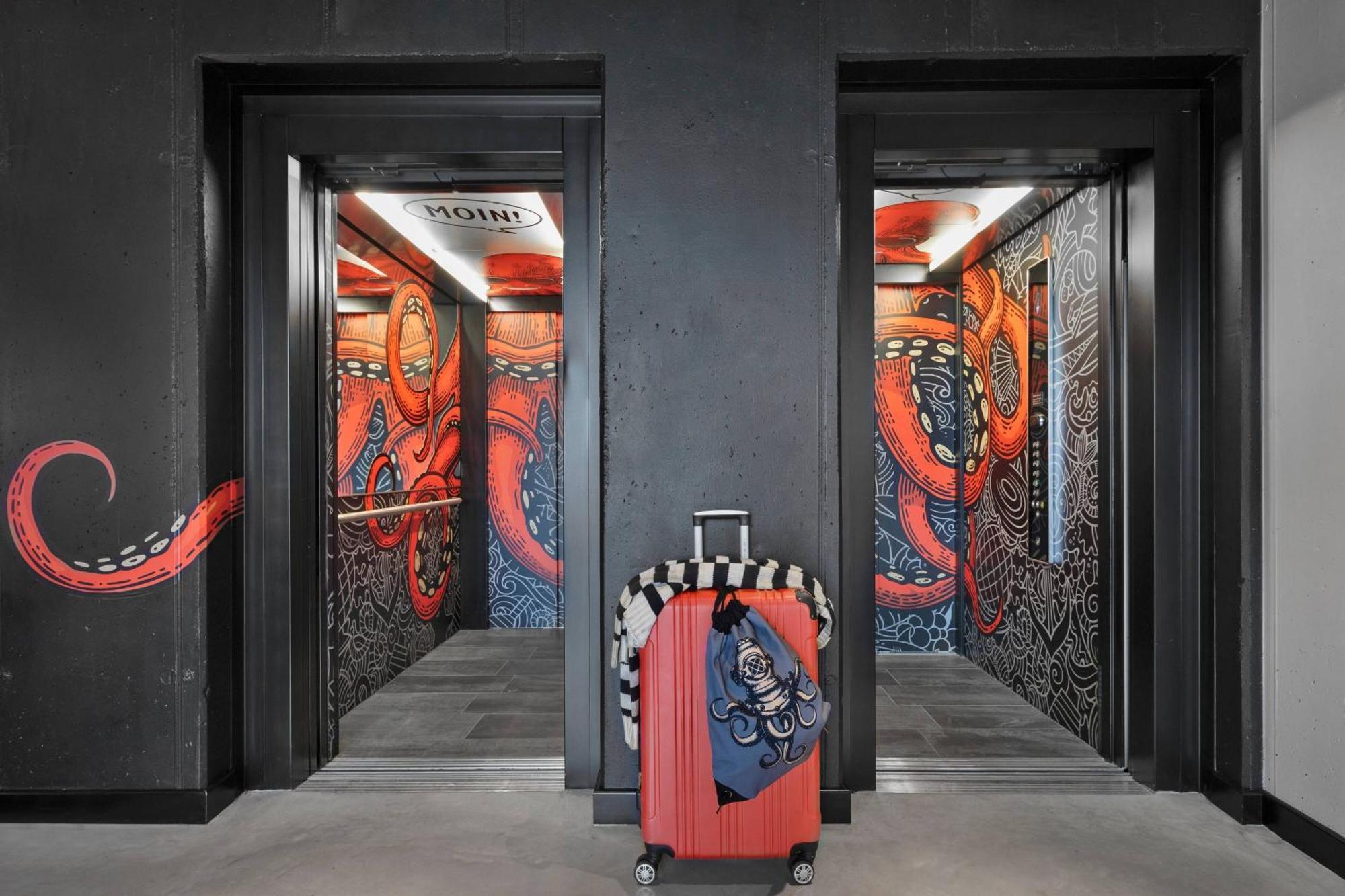 Hotel Moxy BRE Exterior foto